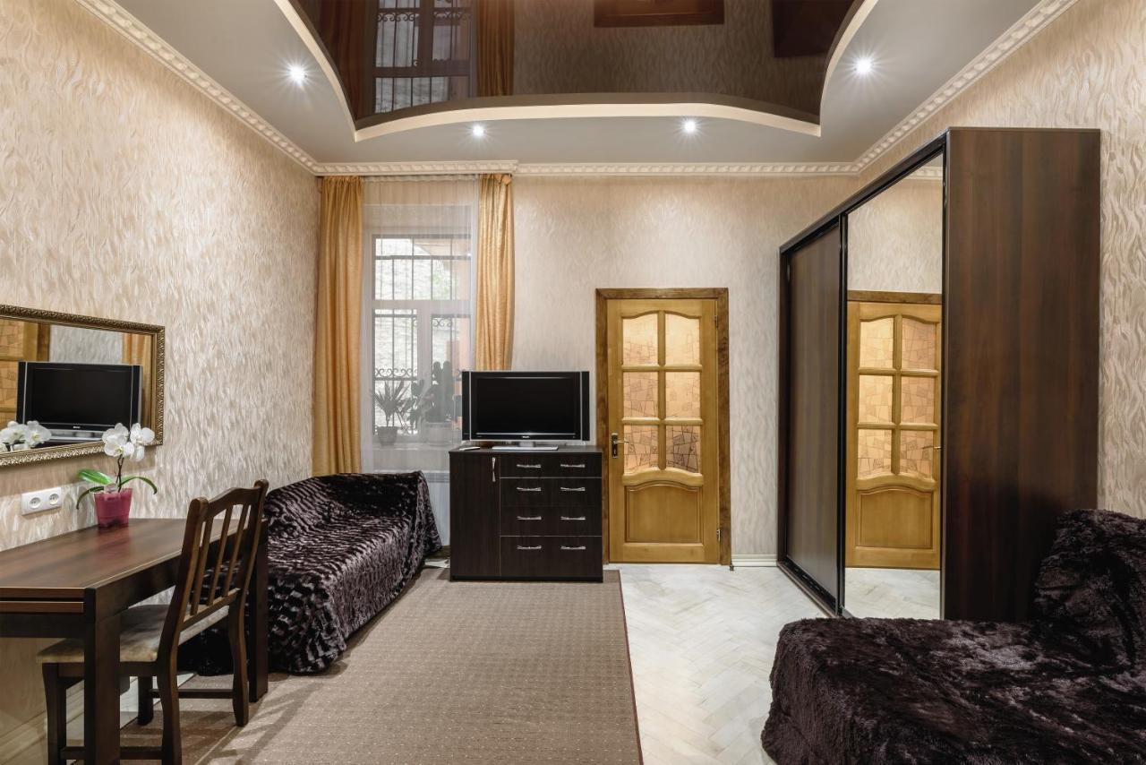 Appartement Stepana Bandery Str. 19 à Lviv Extérieur photo